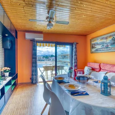 Apartamento Sara *